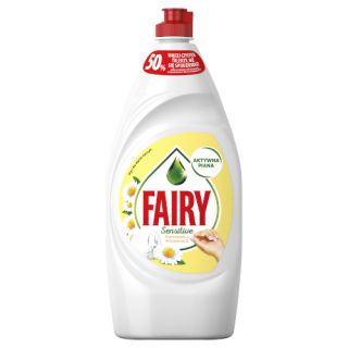 Płyn do ręcznego mycia naczyń Fairy Sensitive Rumianek z Witaminą E, butelka z dozownikiem 900 ml